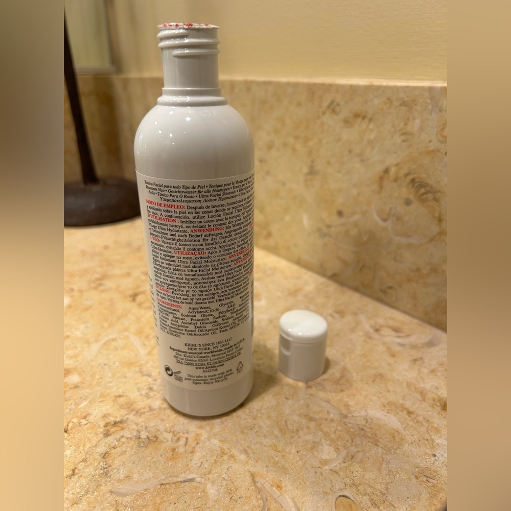 Kiehl's NWT Ultra Facial Toner - Picture 5 of 5